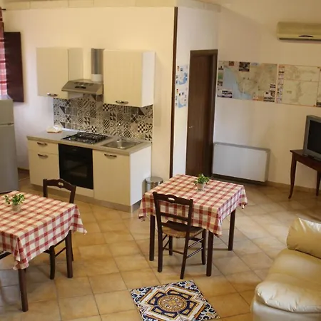 Tenuta Margitello Farm stay *